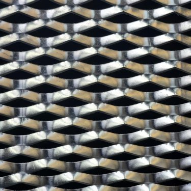 1係鋁闆50×25m孔，2*5mm厚度鋁(lv)闆網(wang)